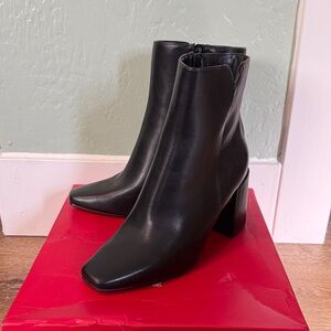 Trendy Black Ankle Boots